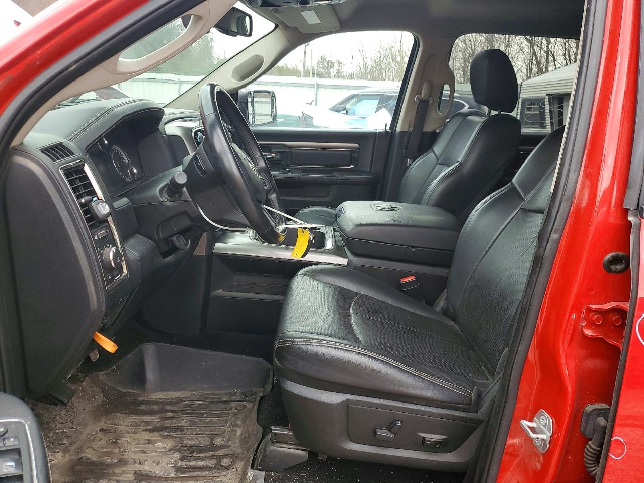 2018 RAM 1500 SPORT photo 7