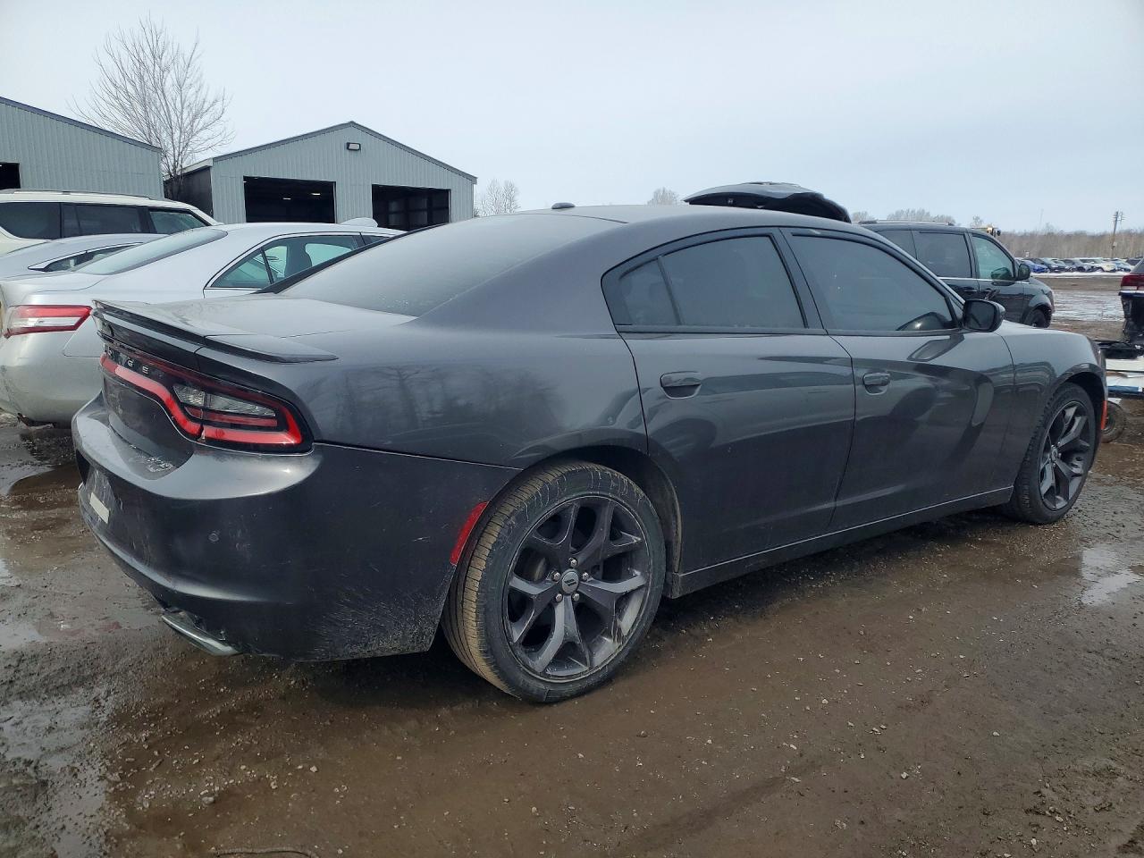 2017 DODGE CHARGER SXT photo 3