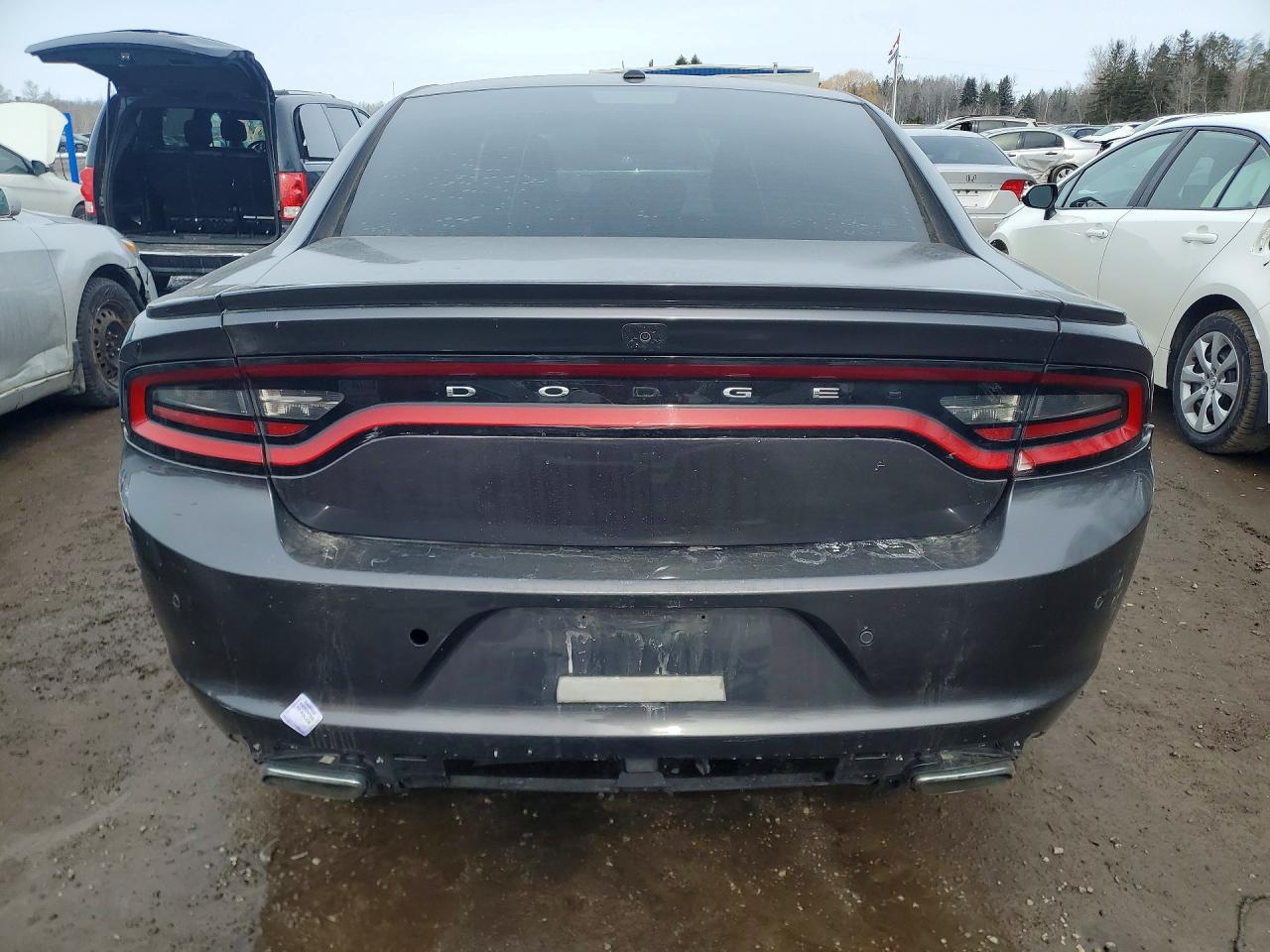 2017 DODGE CHARGER SXT photo 6