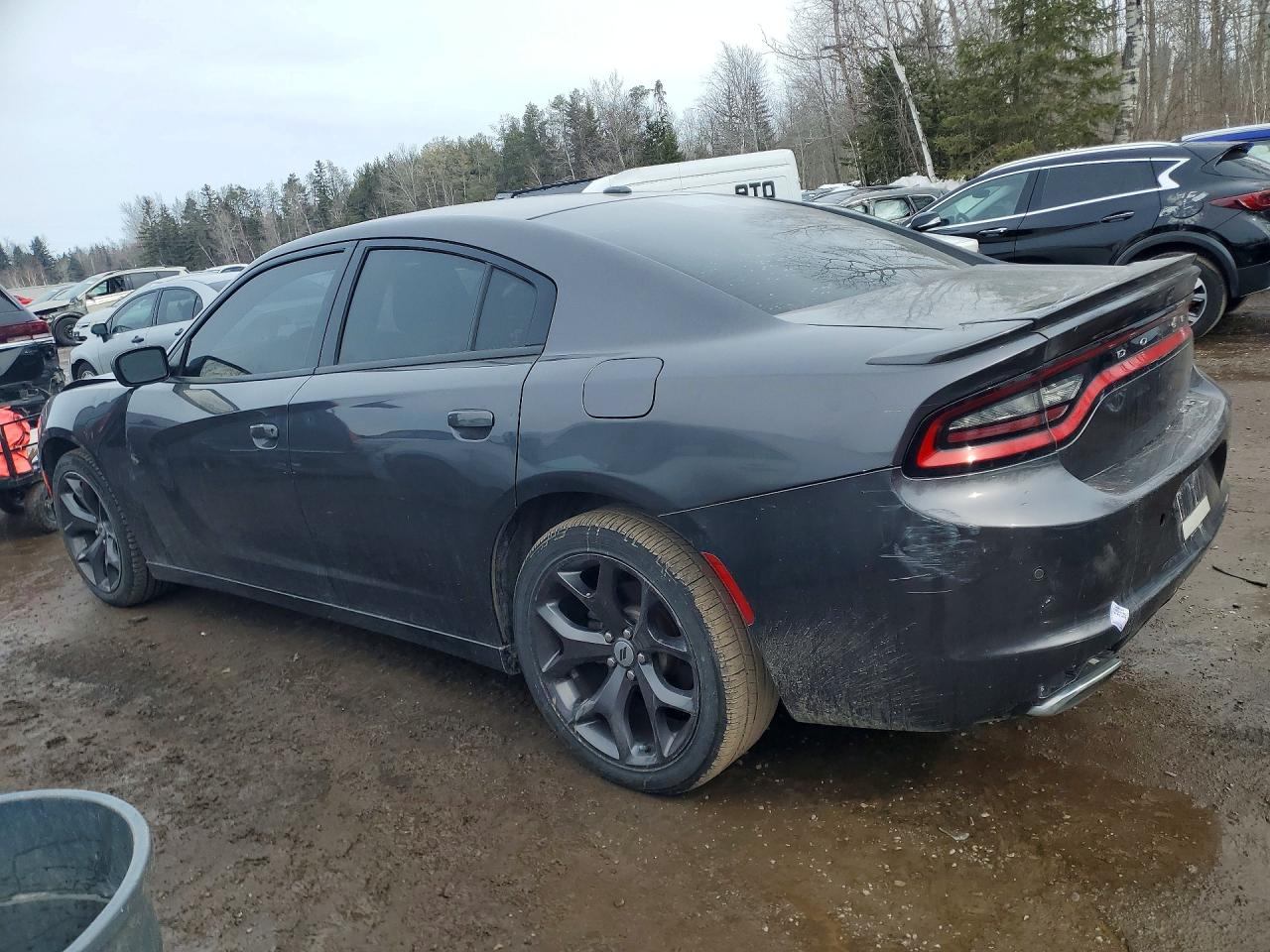 2017 DODGE CHARGER SXT photo 2