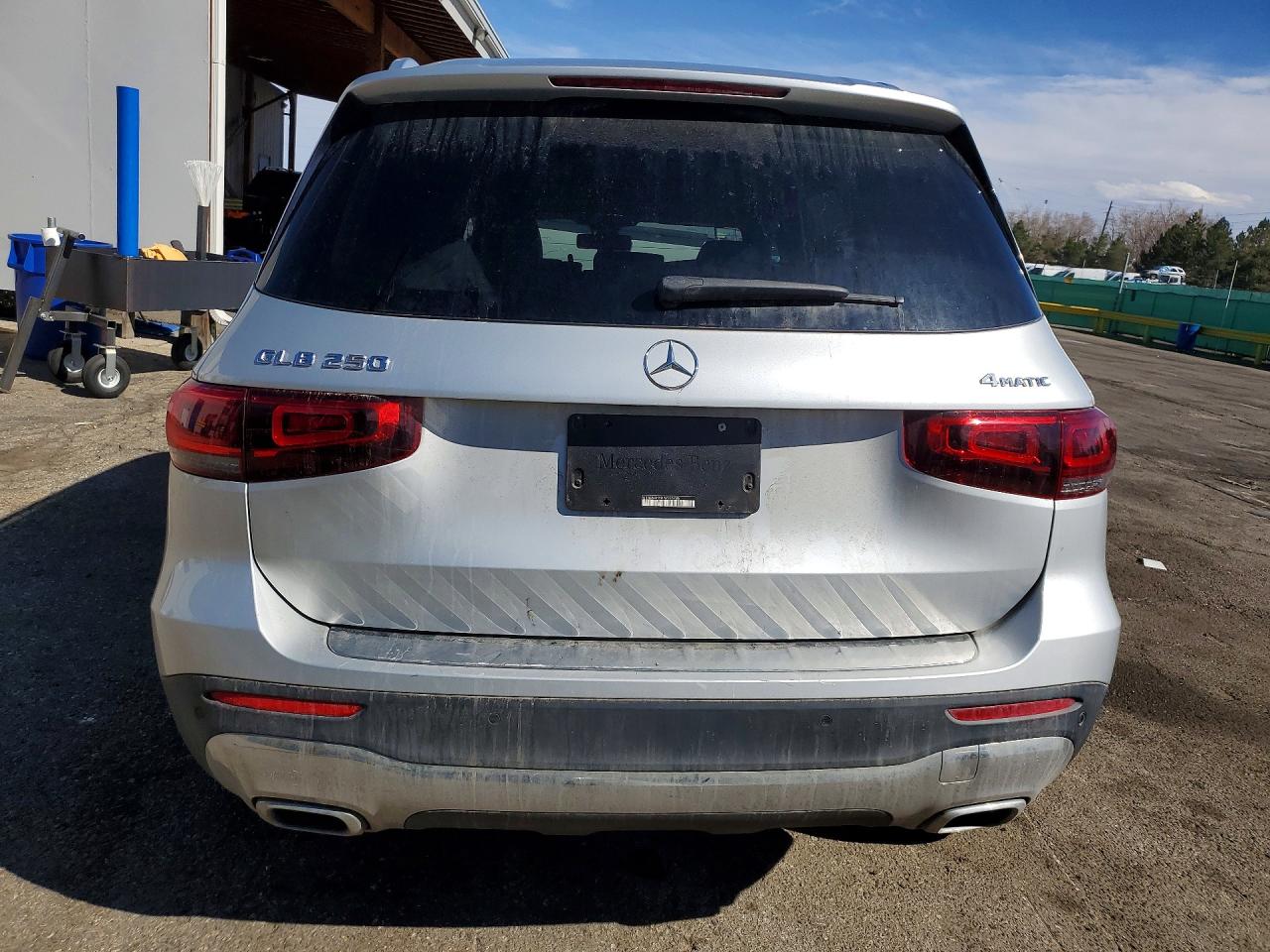 2020 MERCEDES-BENZ GLB 250 4MATIC photo 6