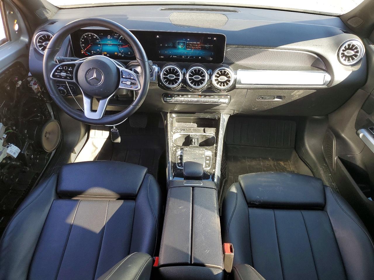 2020 MERCEDES-BENZ GLB 250 4MATIC photo 8