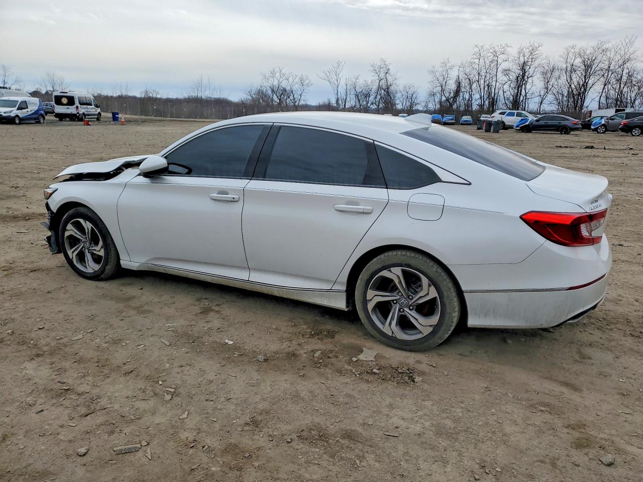 2018 HONDA ACCORD EX photo 4