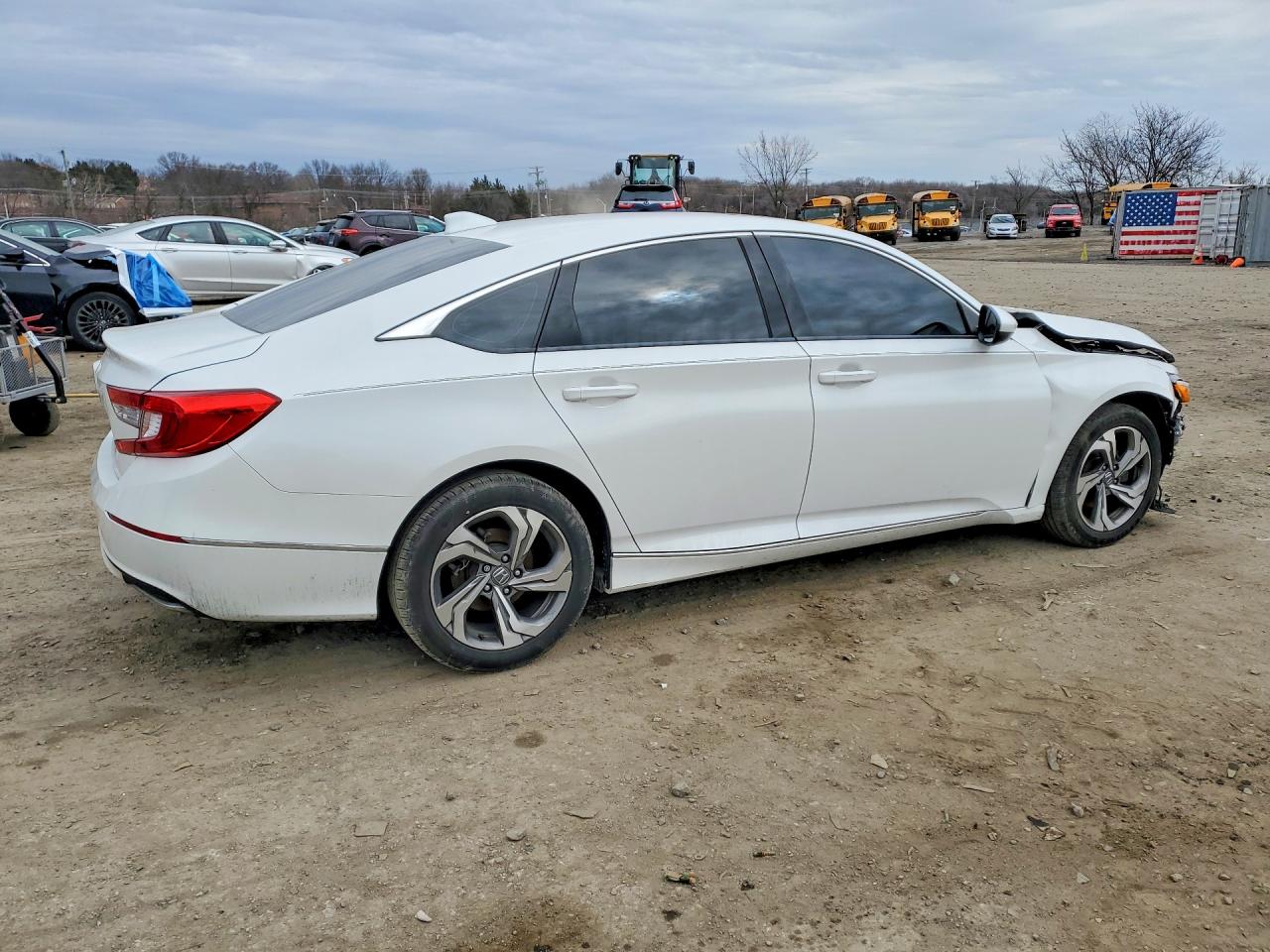 2018 HONDA ACCORD EX photo 7