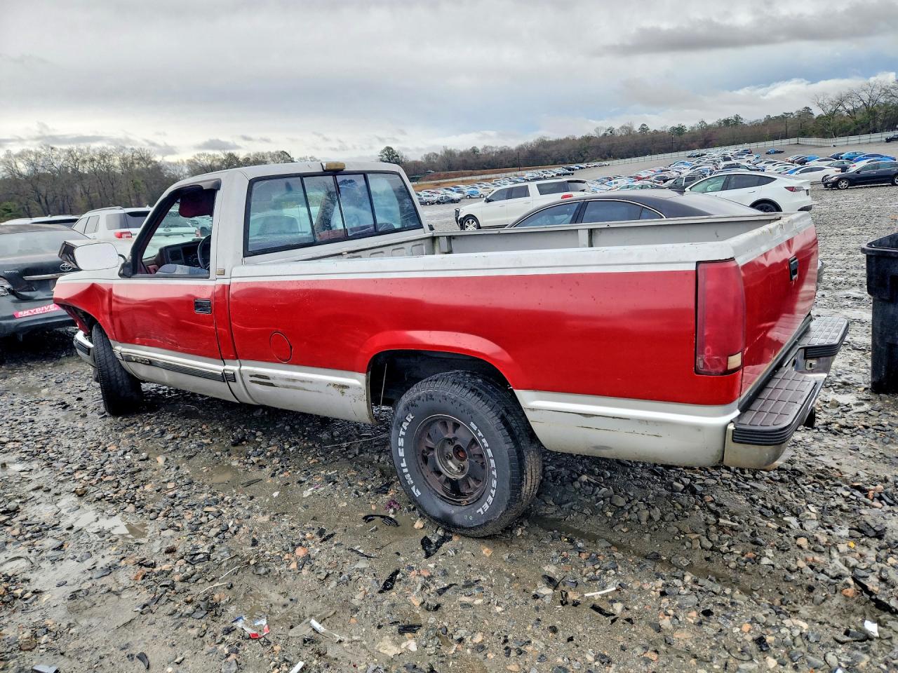 1990 CHEVROLET GMT-400 C1500 photo 2