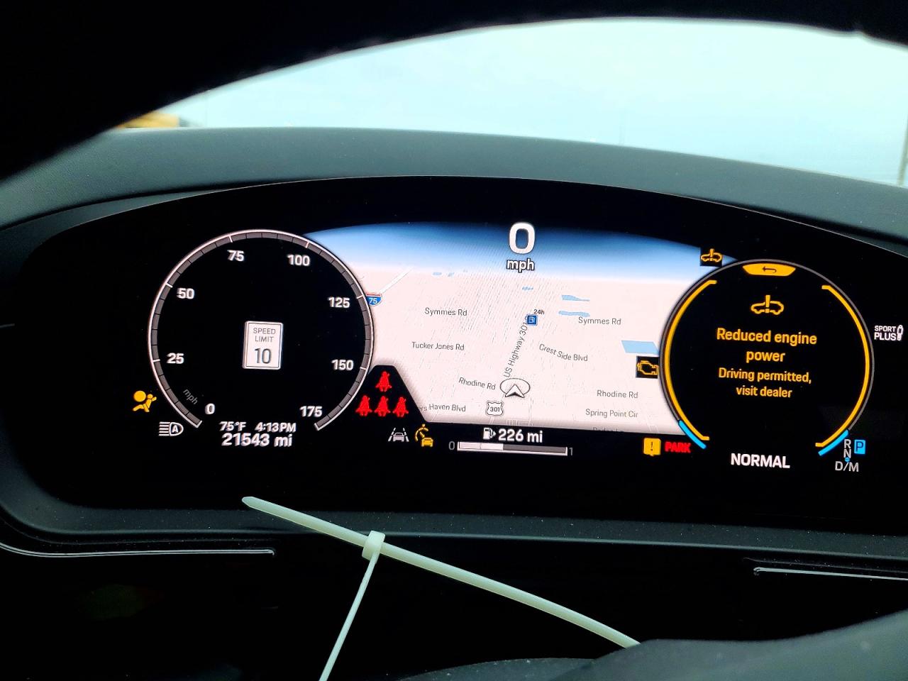 2024 PORSCHE CAYENNE photo 17