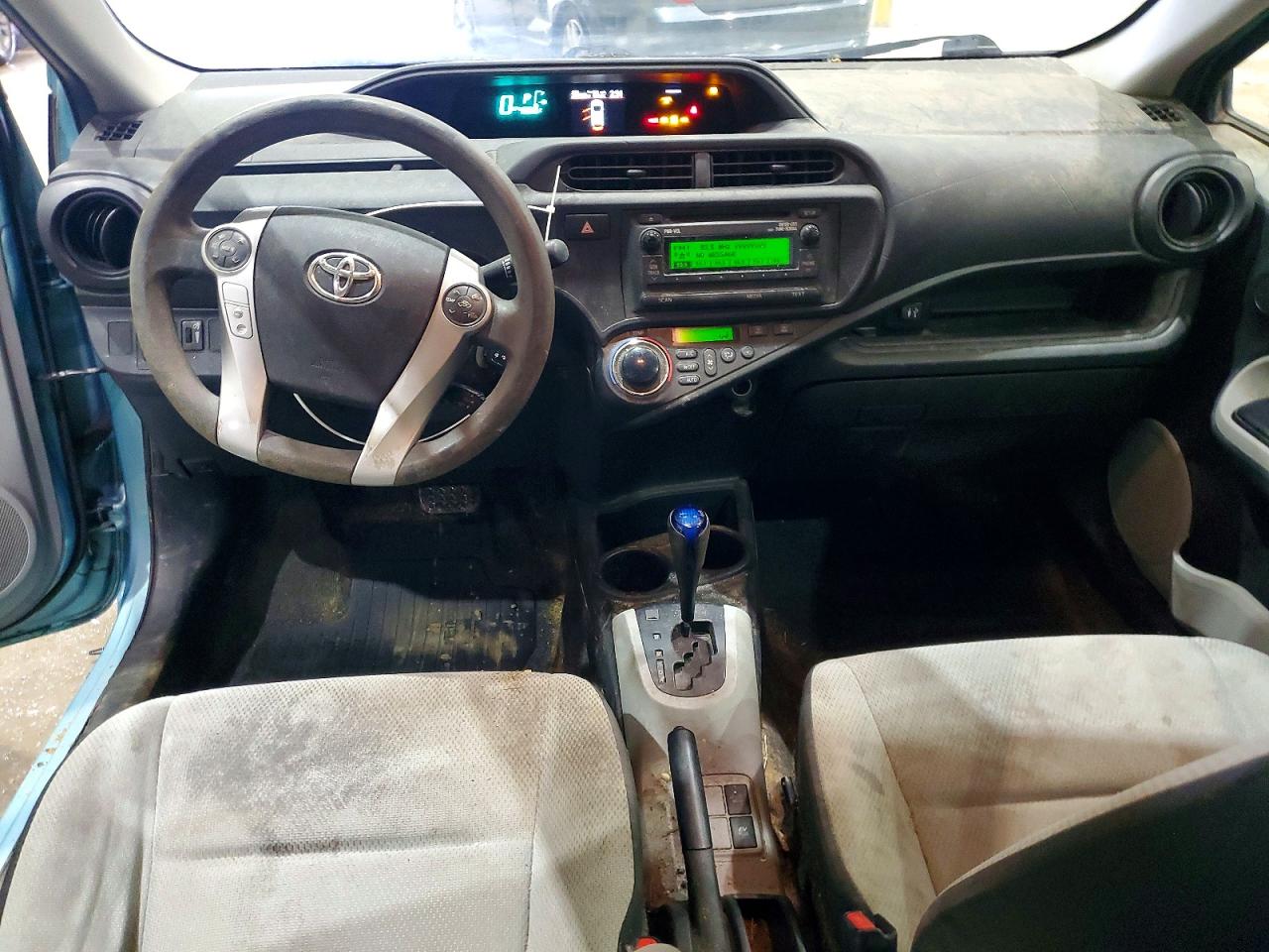 2012 TOYOTA PRIUS C ONE photo 22