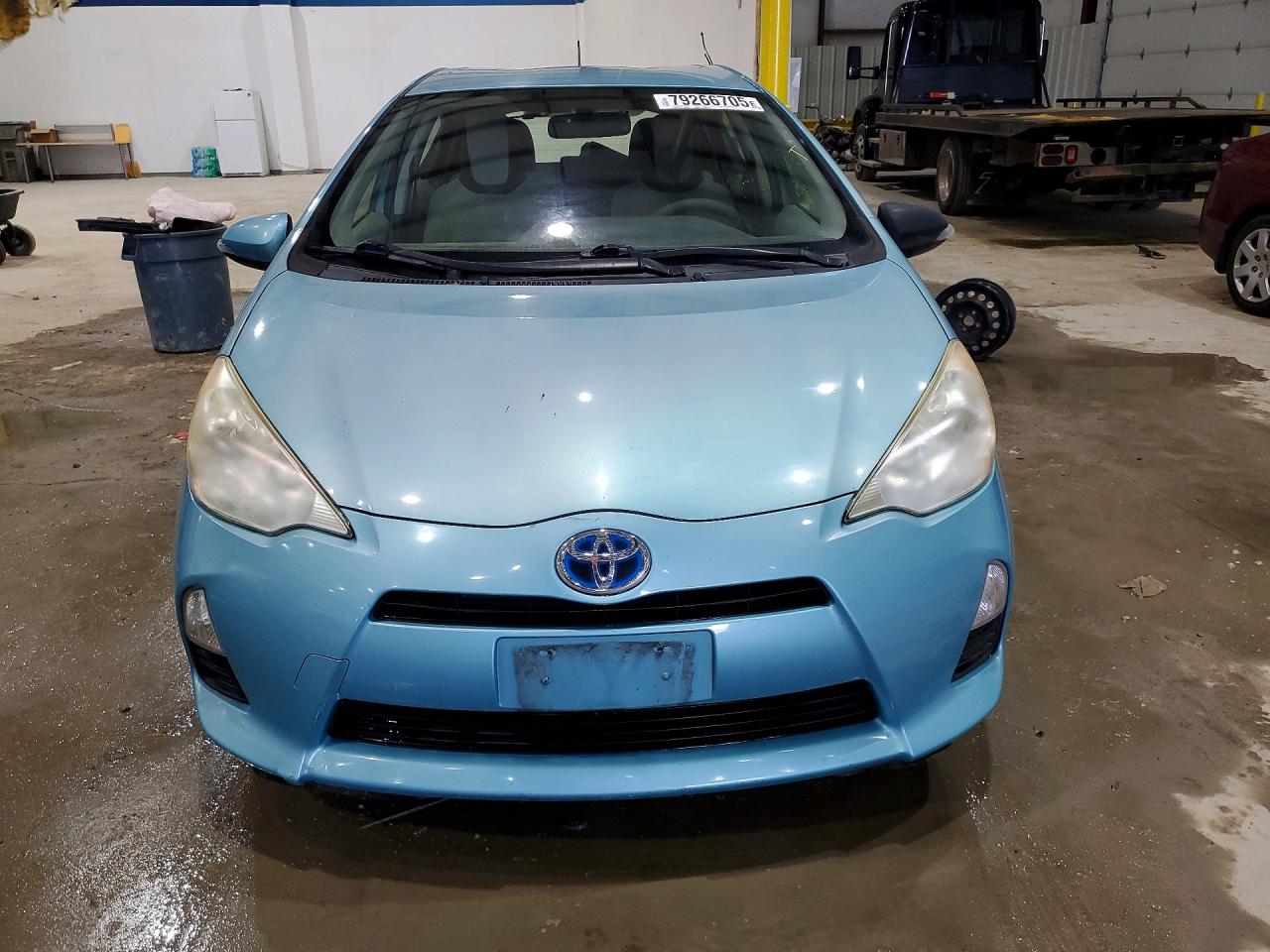 2012 TOYOTA PRIUS C ONE photo 13