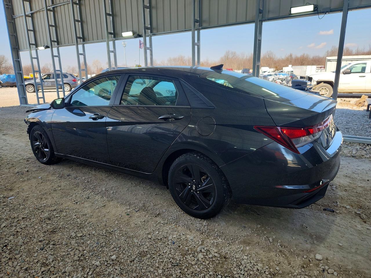 2022 HYUNDAI ELANTRA SEL photo 2