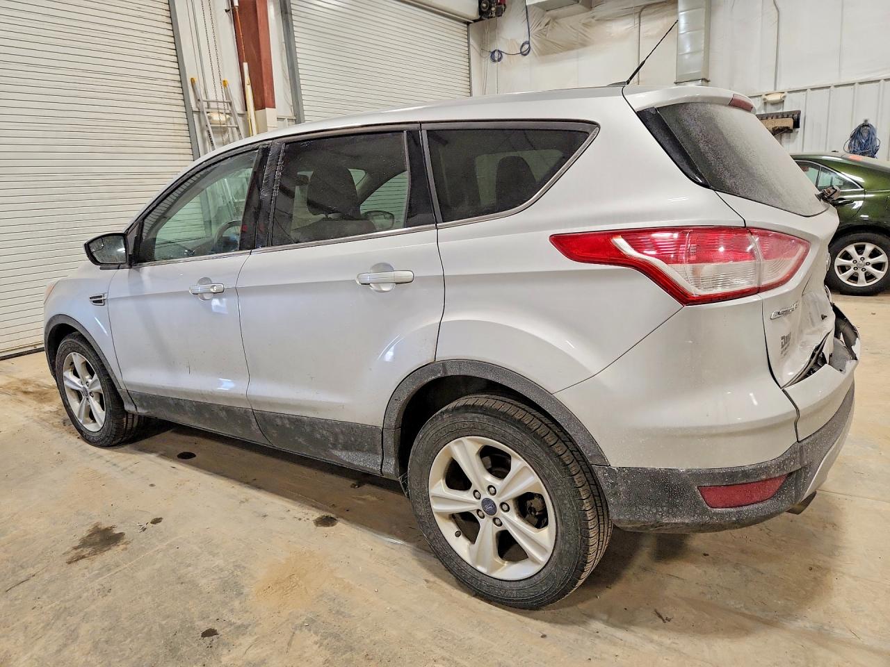 2015 FORD ESCAPE SE photo 4