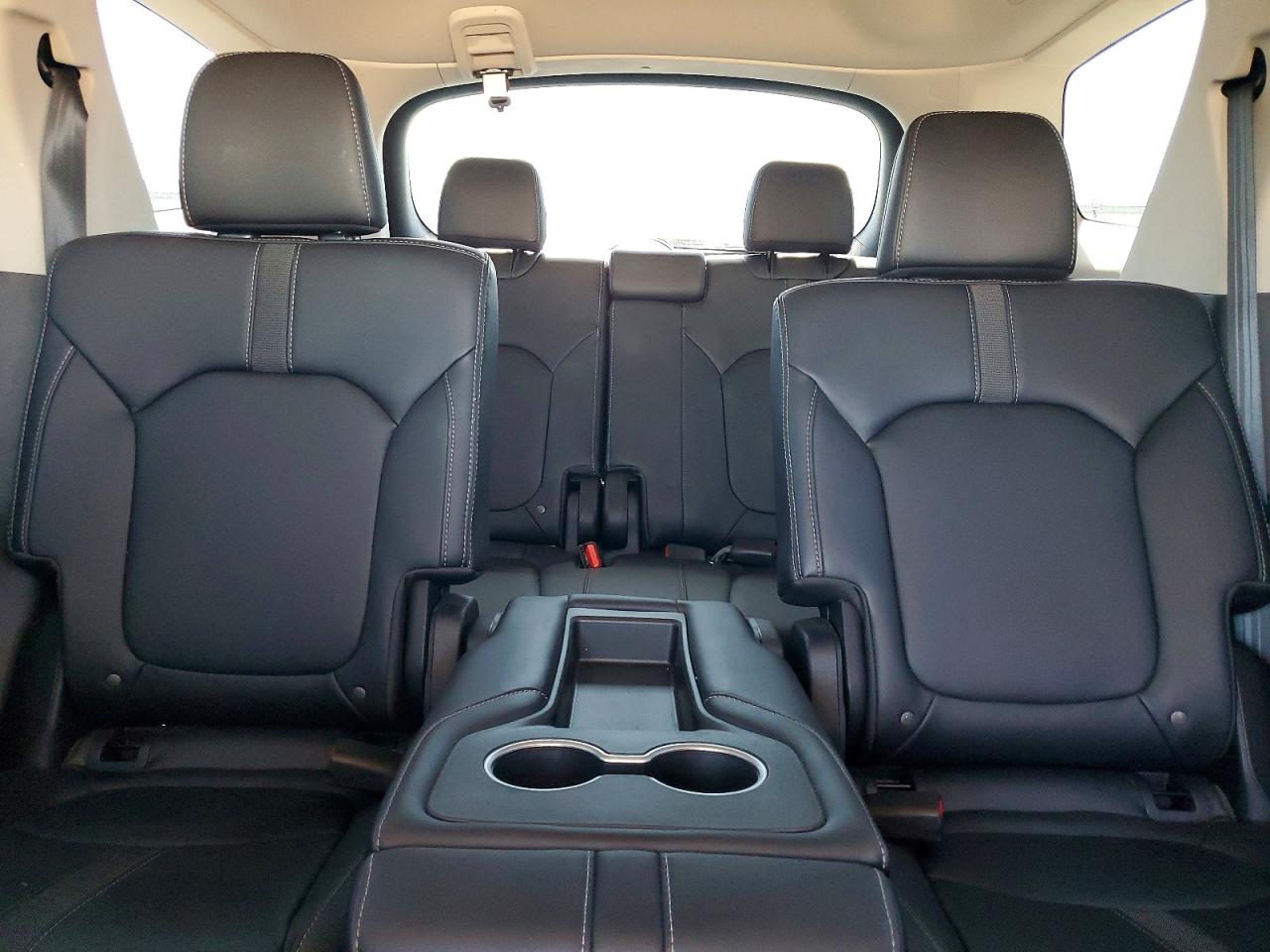 2025 HONDA PILOT EXL photo 28