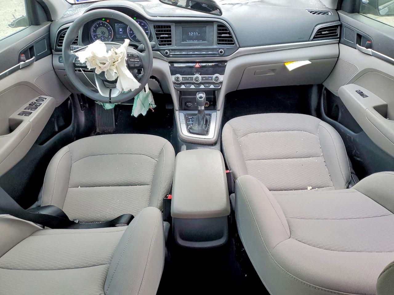 2020 HYUNDAI ELANTRA SE photo 8