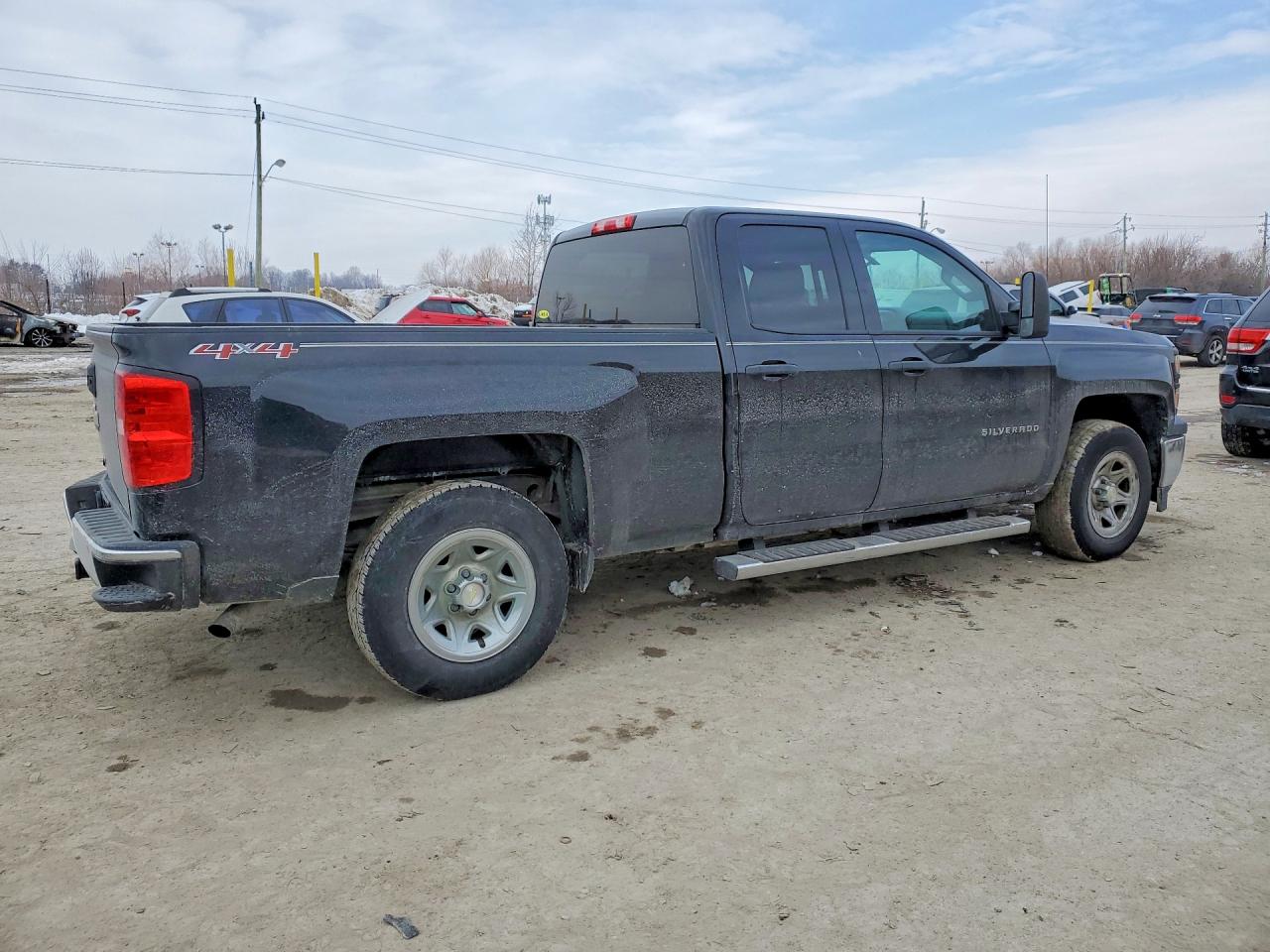 2015 CHEVROLET SILVERADO photo 5