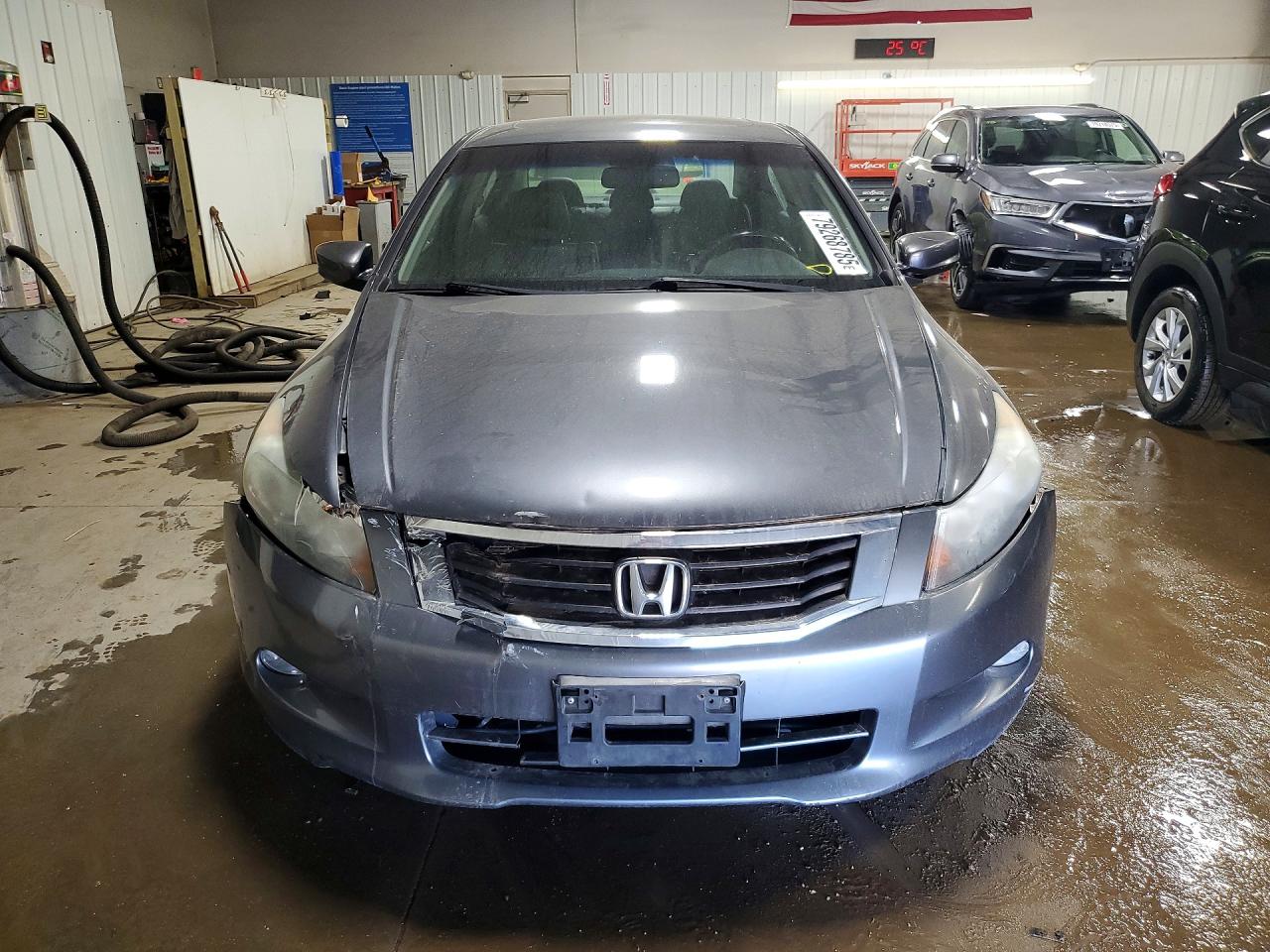 2010 HONDA ACCORD EXL photo 9
