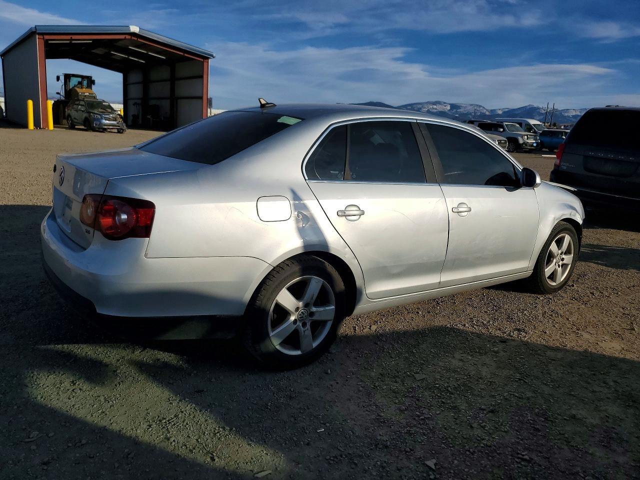 2008 VOLKSWAGEN JETTA SE photo 5