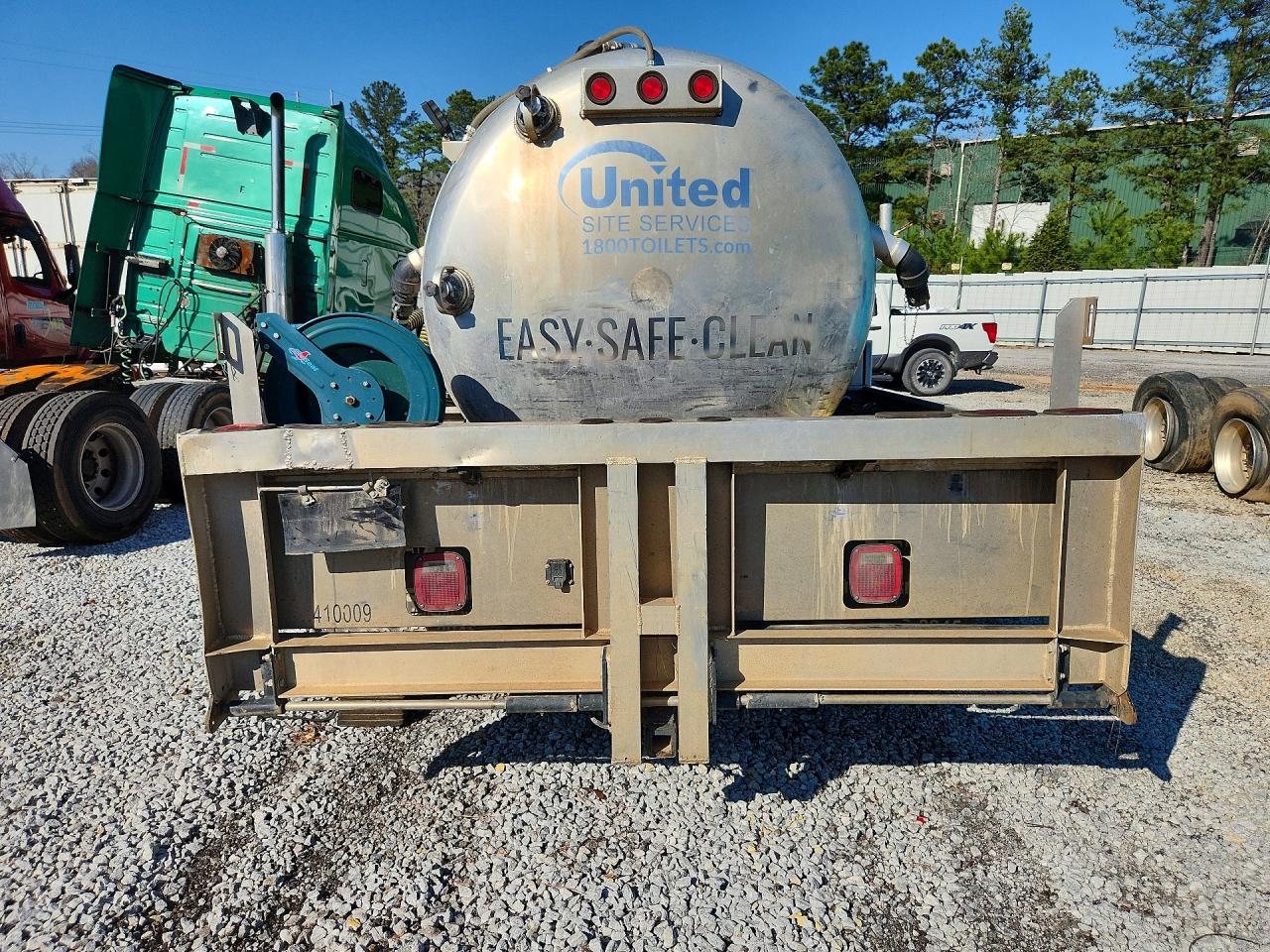 2020 FORD F550 SUPER DUTY VACUUM TRUCK photo 11