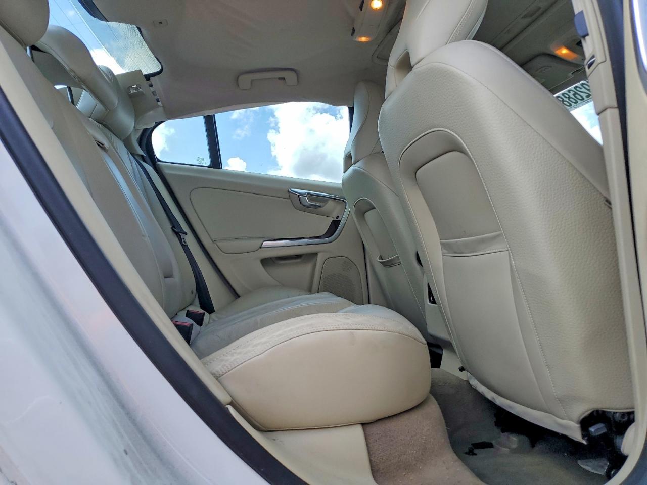 2012 VOLVO S60 T5 photo 19