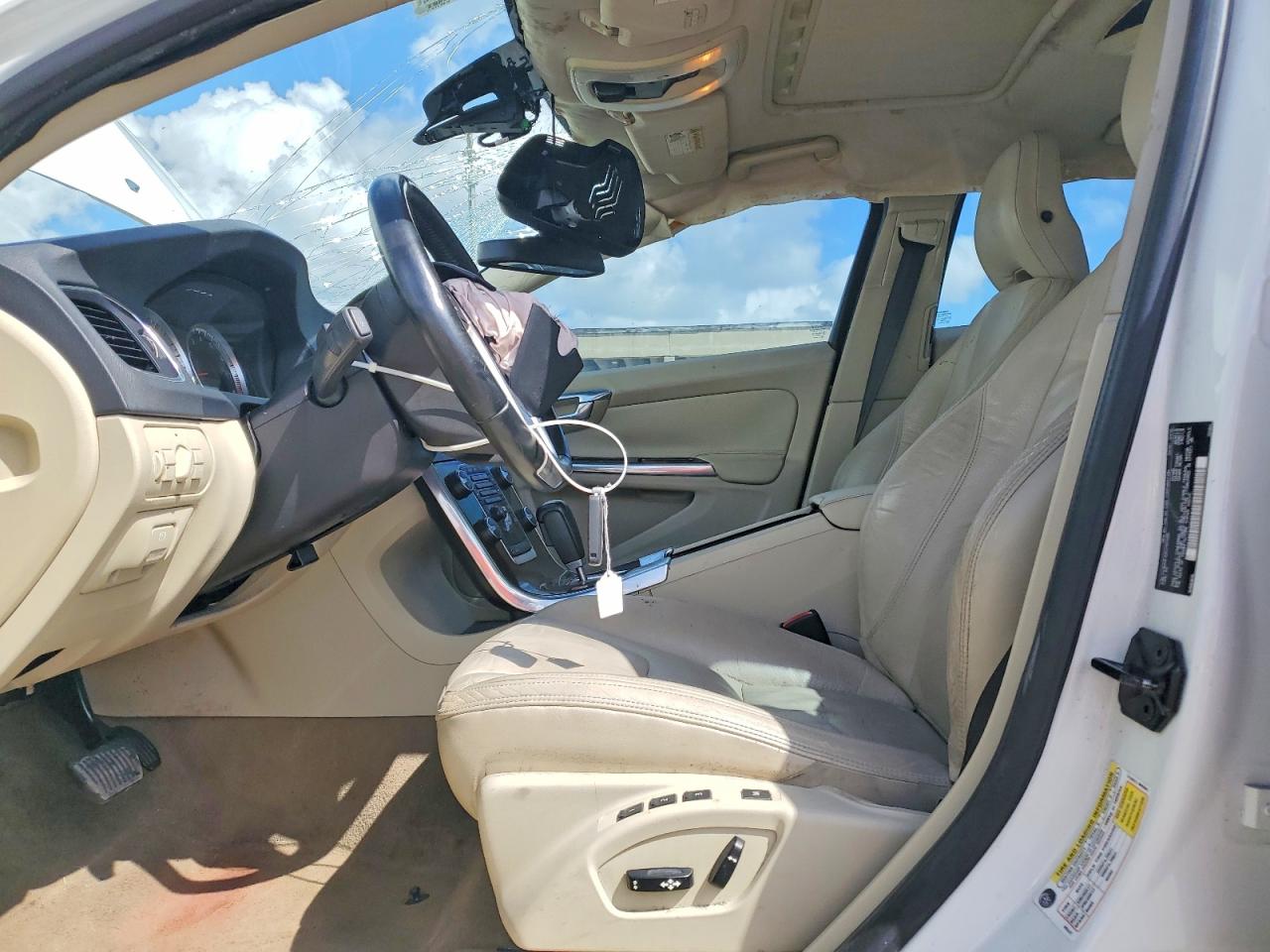 2012 VOLVO S60 T5 photo 13