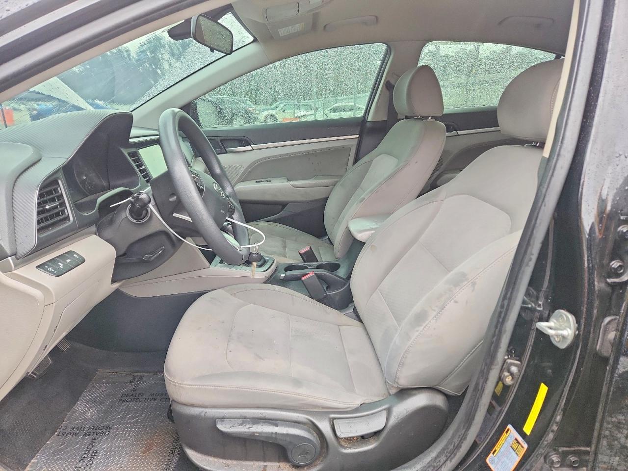 2020 HYUNDAI ELANTRA SEL photo 13
