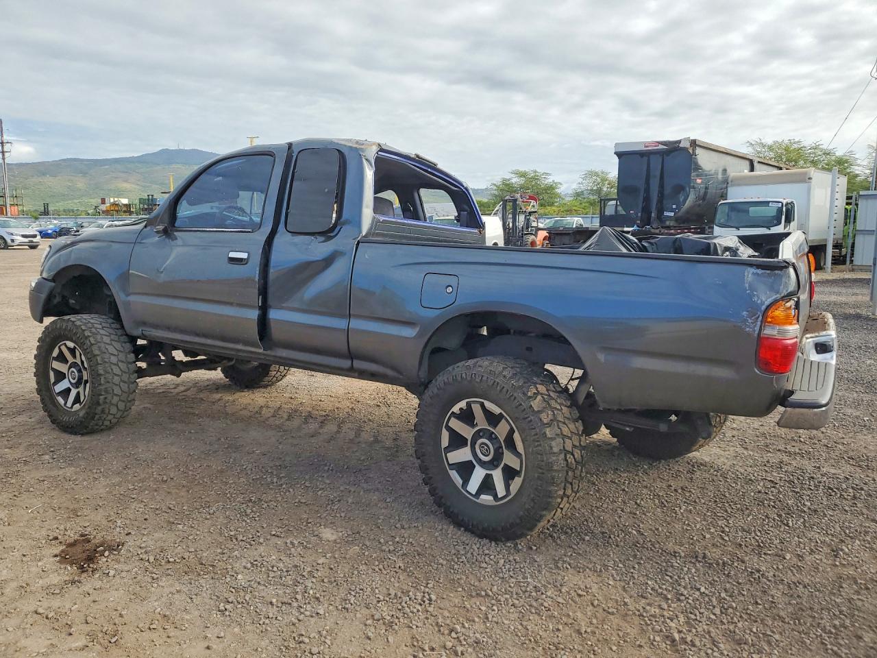 2000 TOYOTA TACOMA PRERUNNER V6 photo 4
