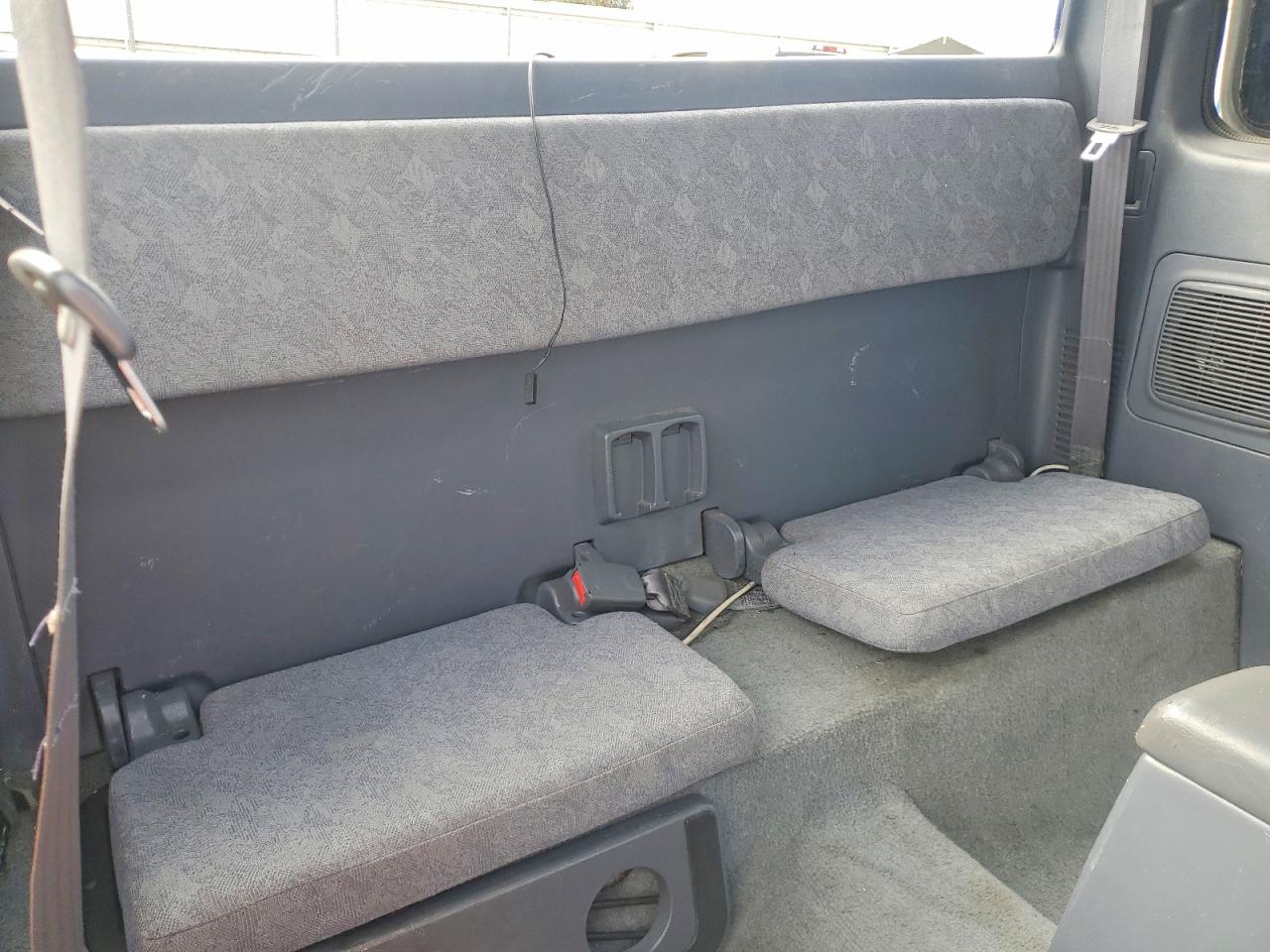2000 TOYOTA TACOMA PRERUNNER V6 photo 28