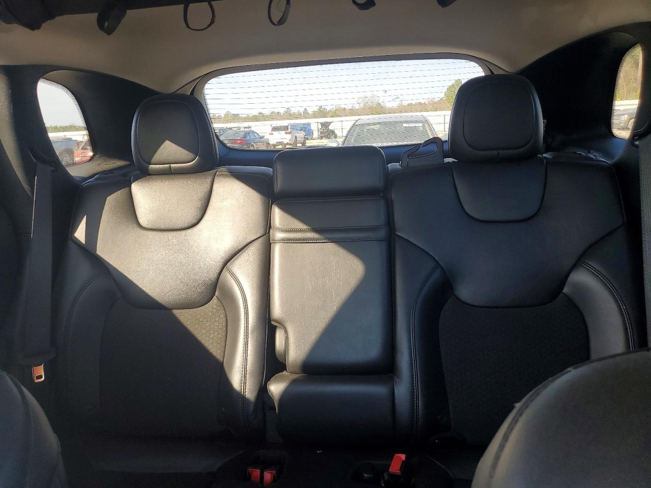 2019 JEEP CHEROKEE LATITUDE PLUS photo 10