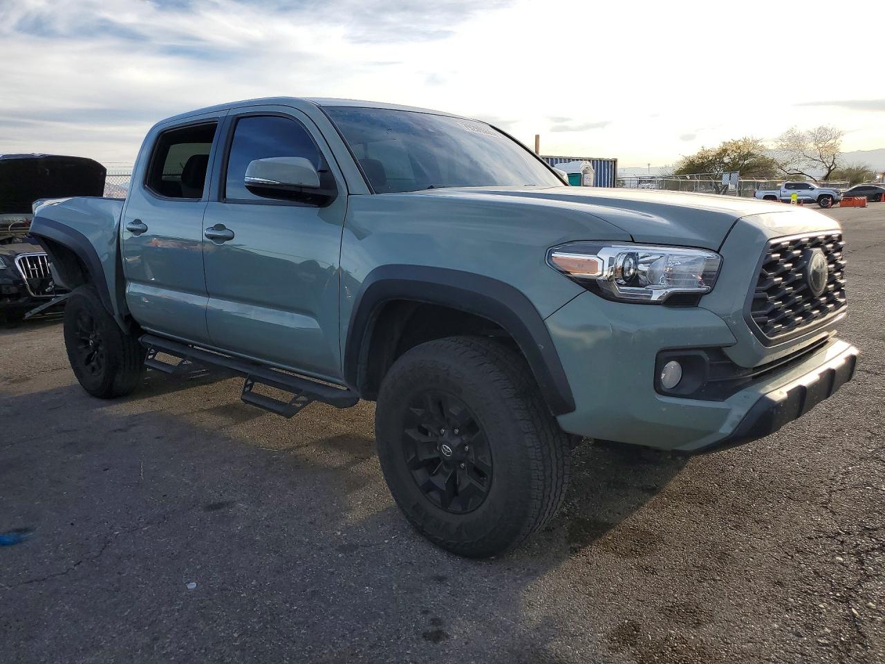 2022 TOYOTA TACOMA TRD OFF-ROAD photo 7
