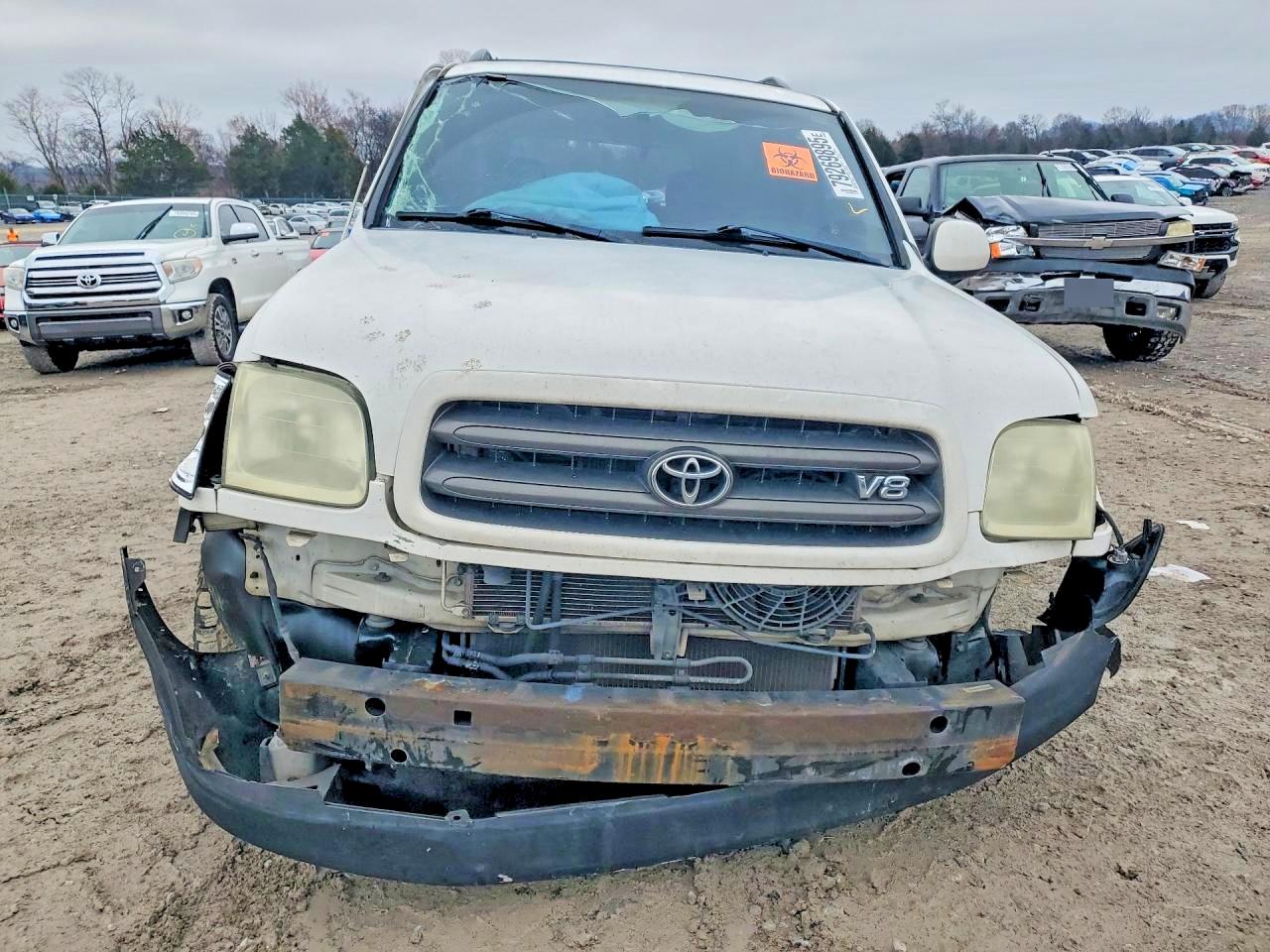 2003 TOYOTA SEQUOIA SR5 photo 5
