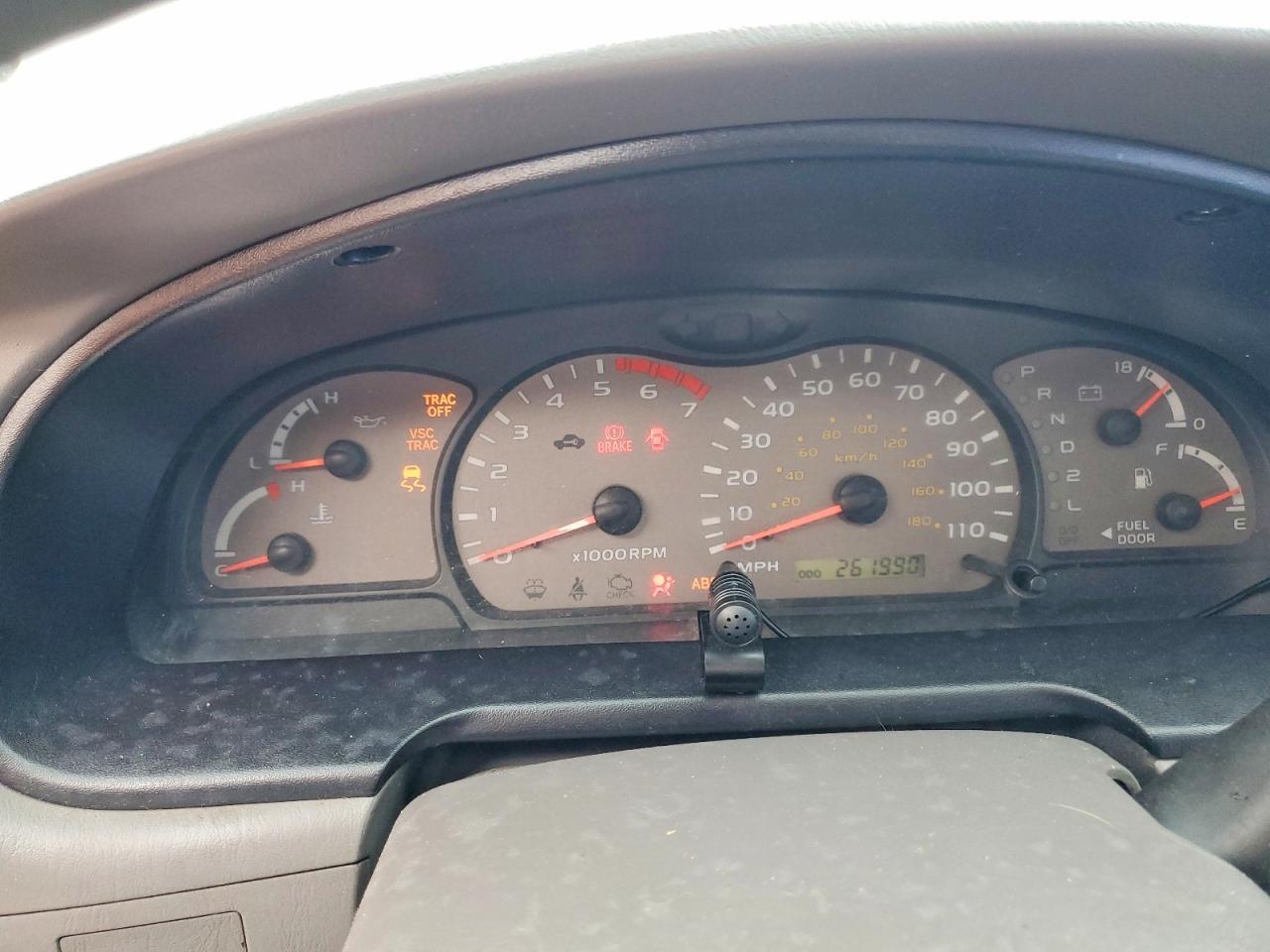 2003 TOYOTA SEQUOIA SR5 photo 9