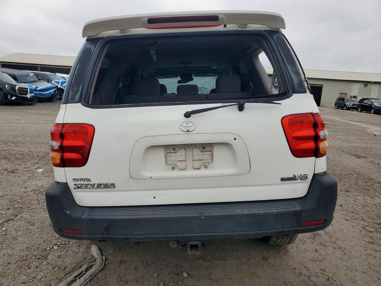2003 TOYOTA SEQUOIA SR5 photo 6