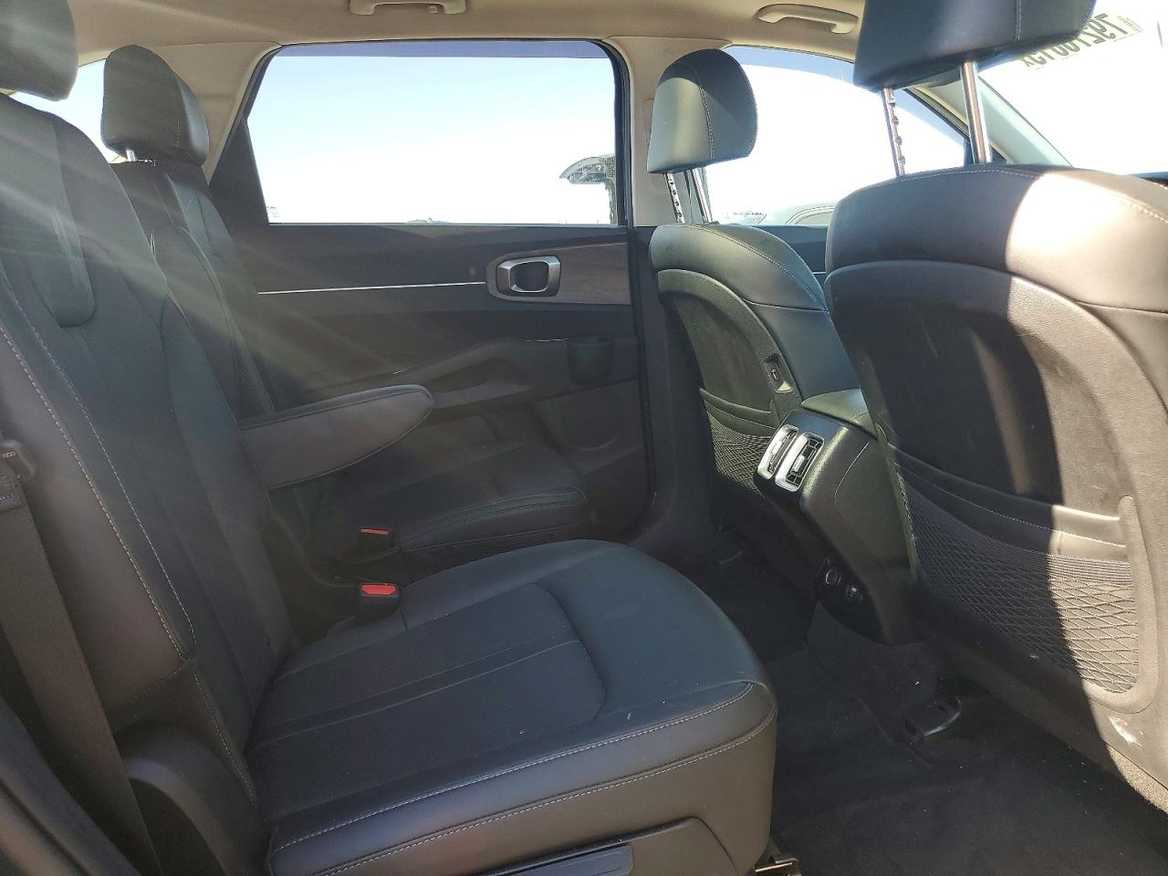 2022 KIA SORENTO EX photo 21