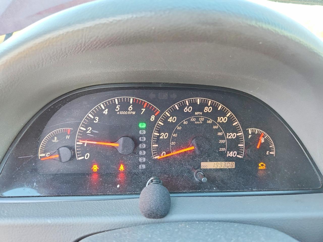 2005 TOYOTA CAMRY LE photo 9