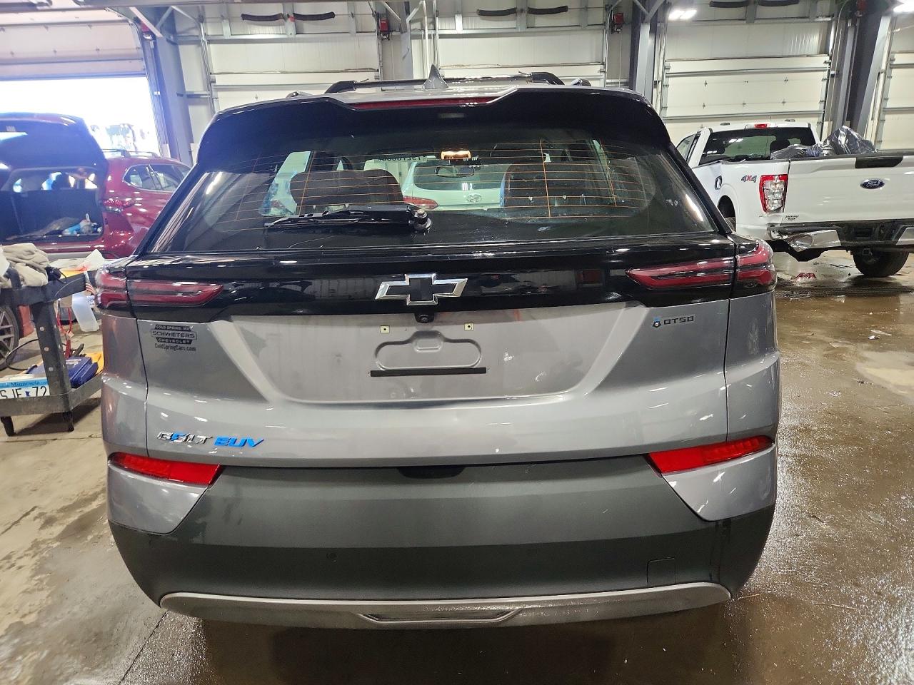 2023 CHEVROLET BOLT EUV LT photo 11