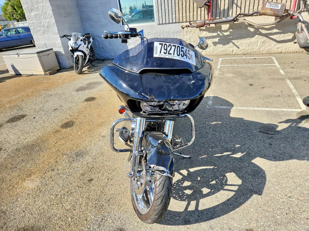 2017 HARLEY-DAVIDSON FLTRXS ROAD GLIDE SPECIAL photo 2
