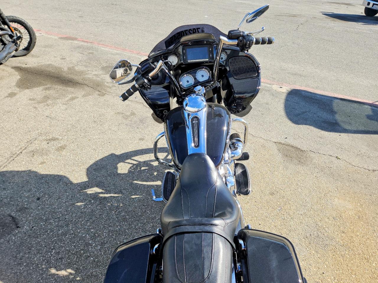 2017 HARLEY-DAVIDSON FLTRXS ROAD GLIDE SPECIAL photo 6