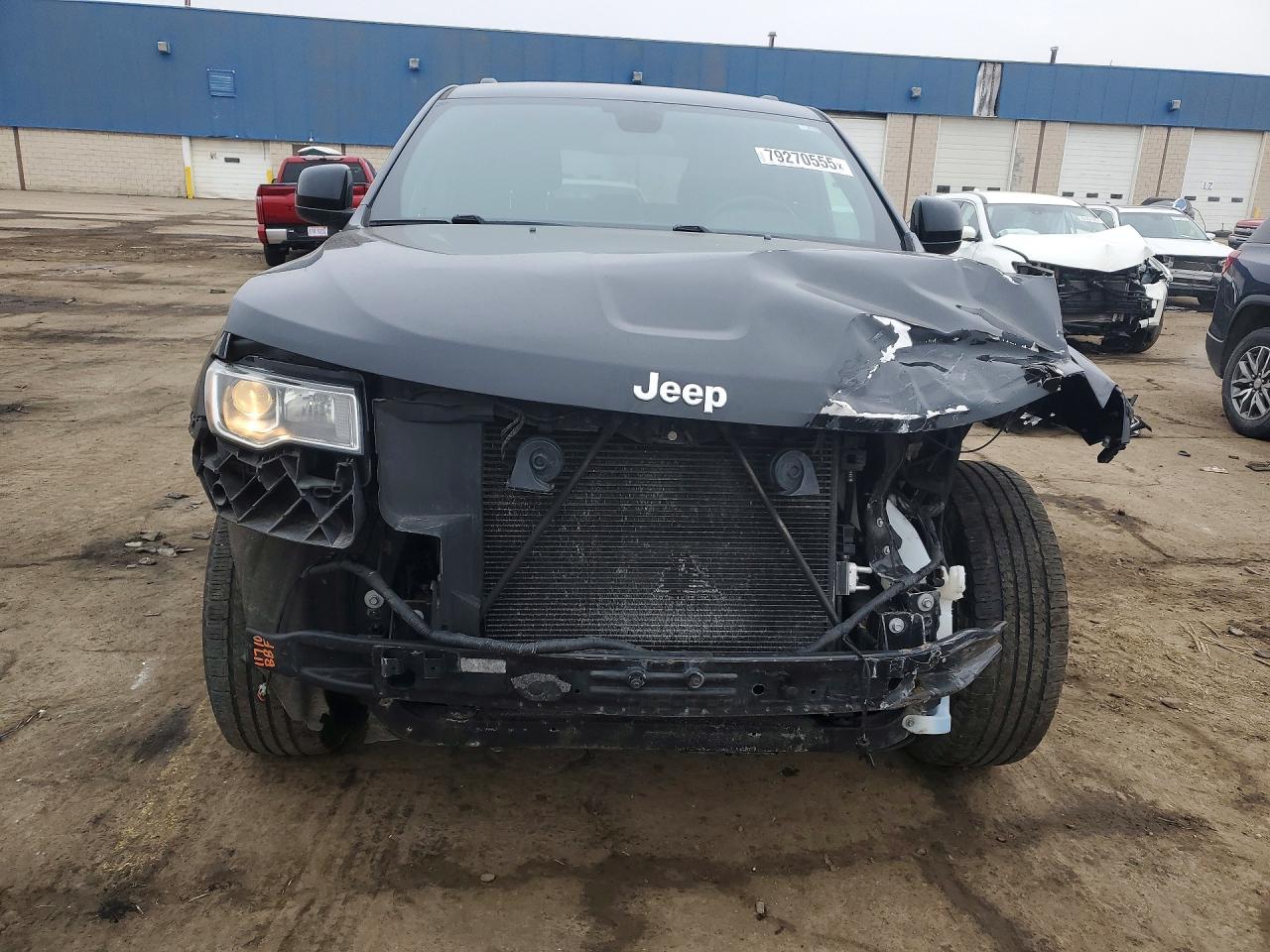 2020 JEEP GRAND CHEROKEE LAREDO photo 9