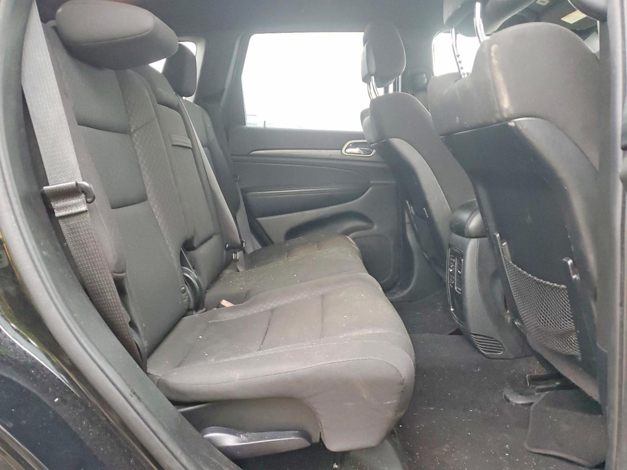 2020 JEEP GRAND CHEROKEE LAREDO photo 21