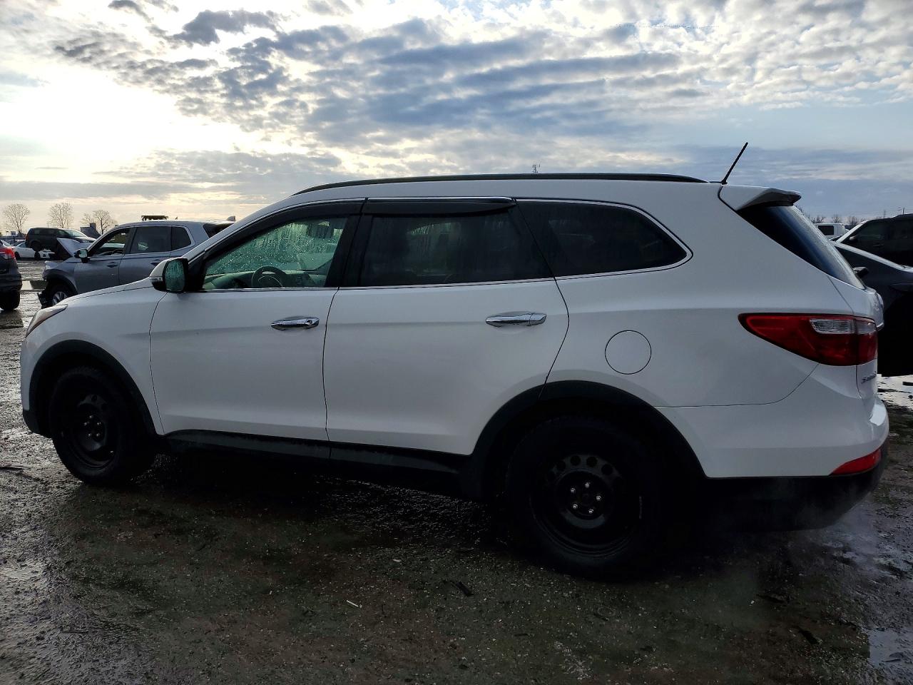 2014 HYUNDAI SANTA FE GLS photo 2
