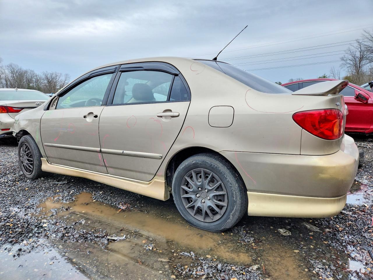 2004 TOYOTA COROLLA LE photo 3