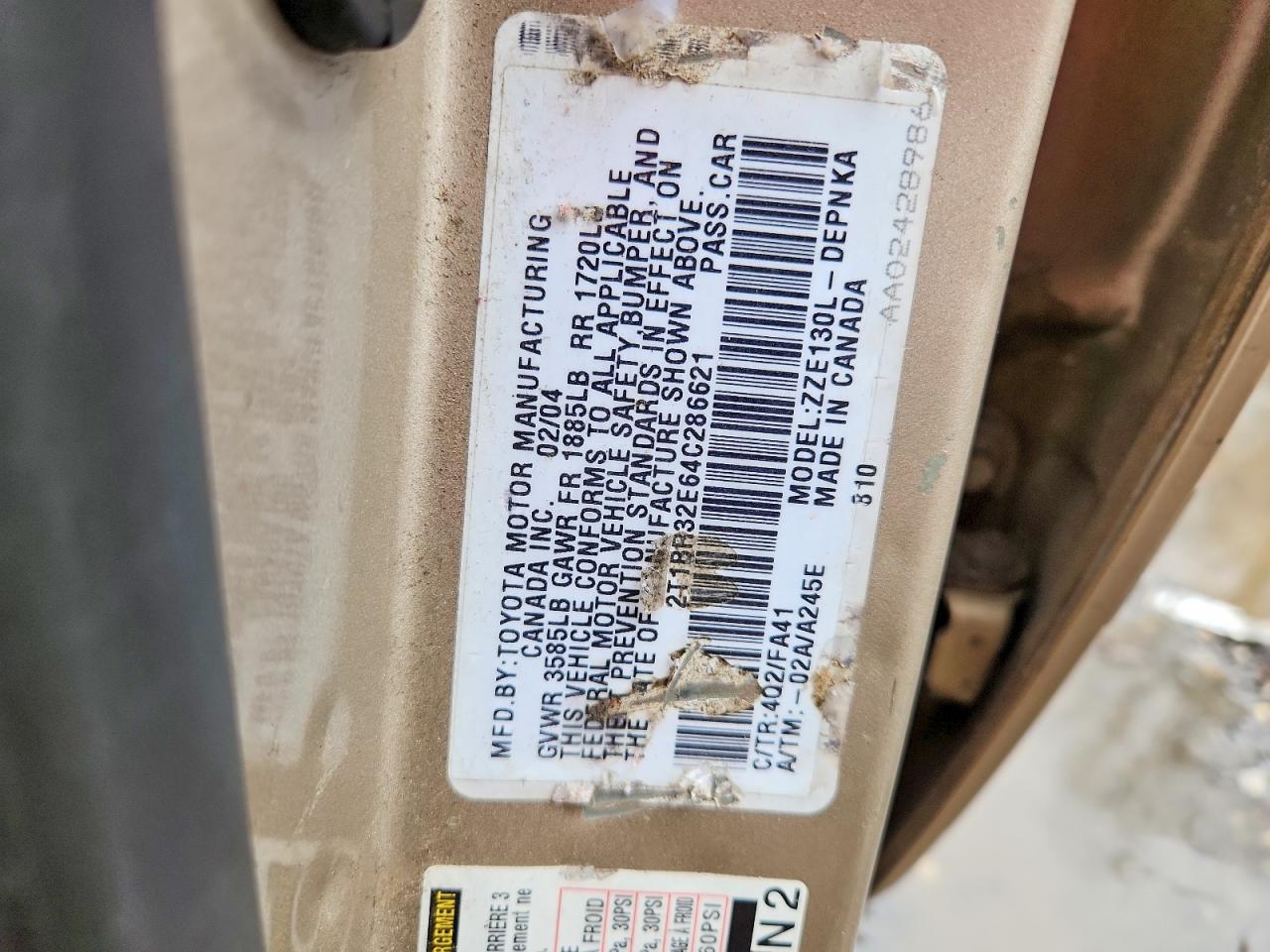2004 TOYOTA COROLLA LE photo 23