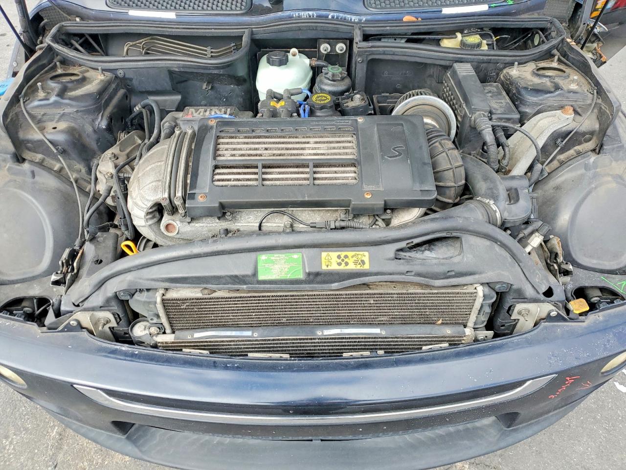 2006 MINI COOPER S photo 21