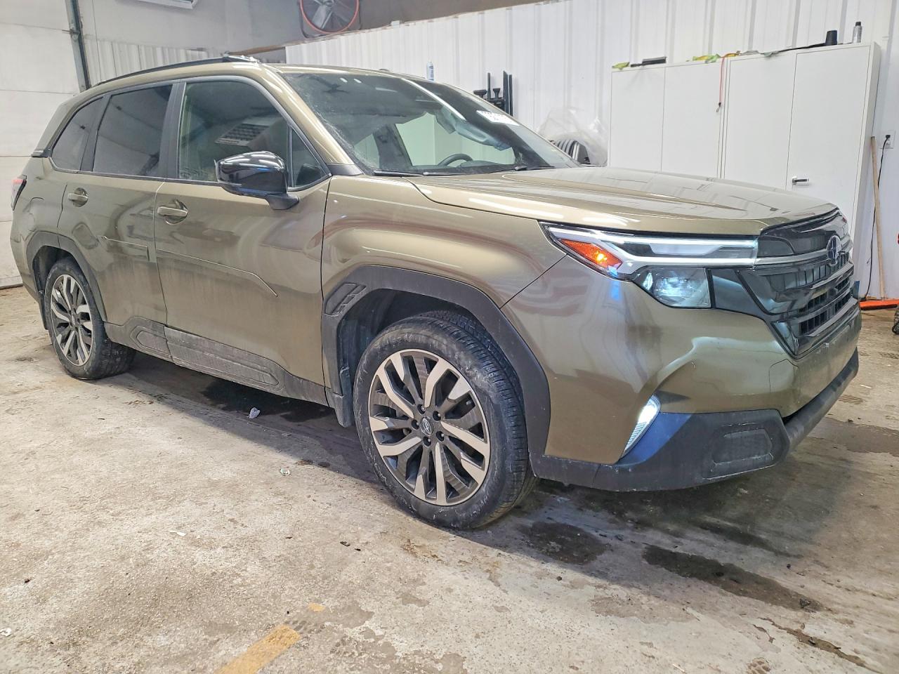 2025 SUBARU FORESTER TOURING photo 7