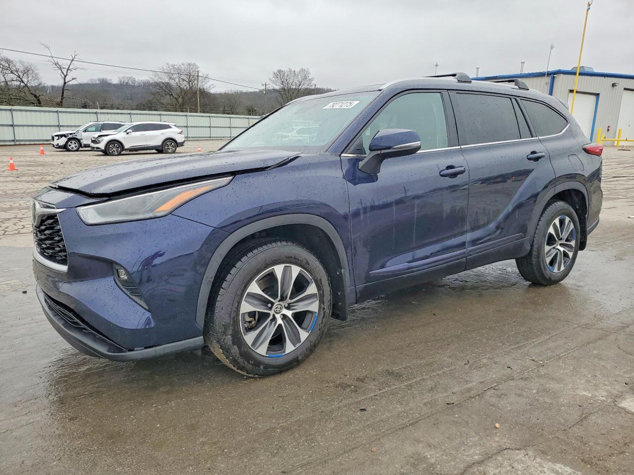 2022 TOYOTA HIGHLANDER