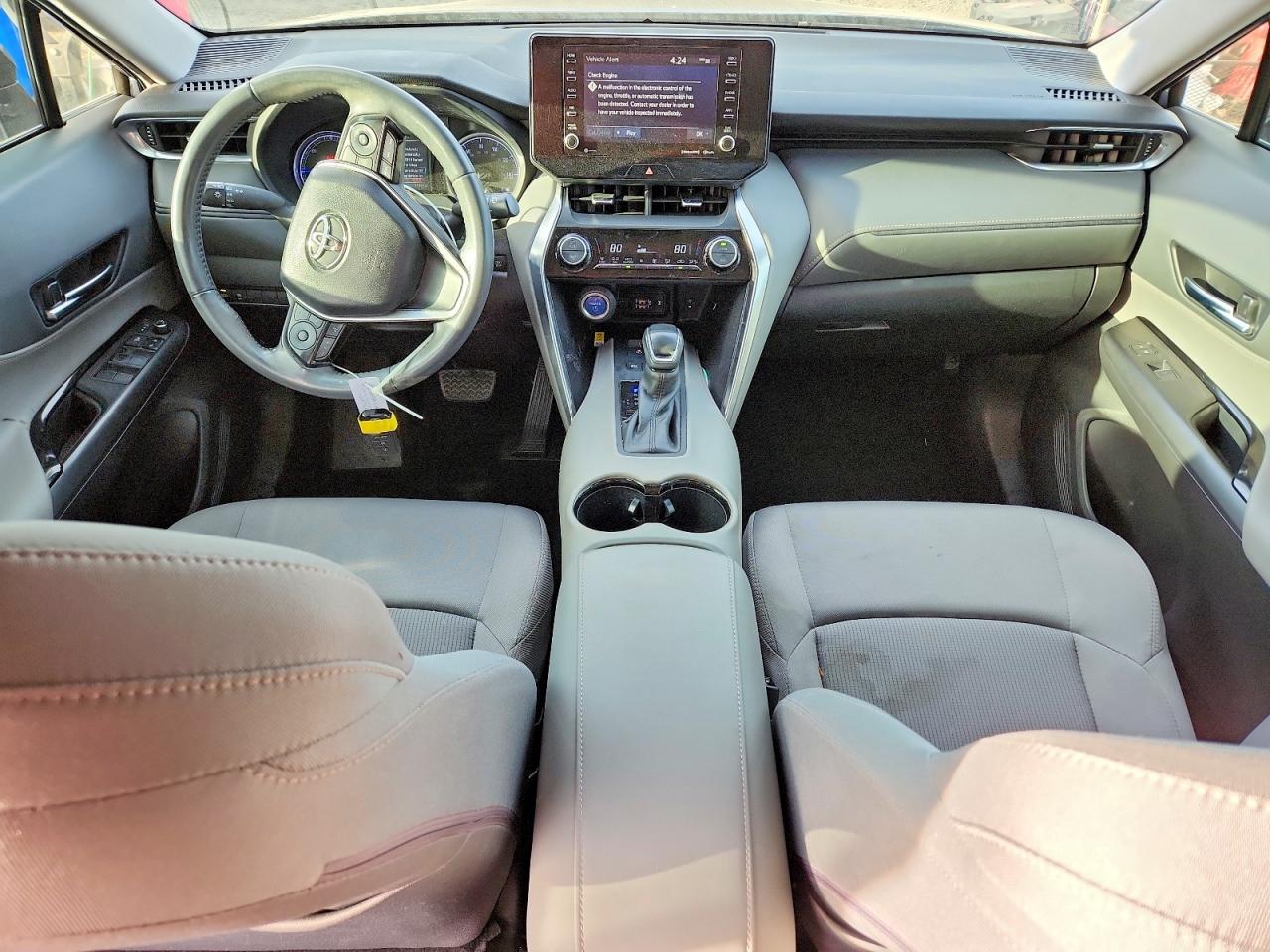 2021 TOYOTA VENZA LE photo 15