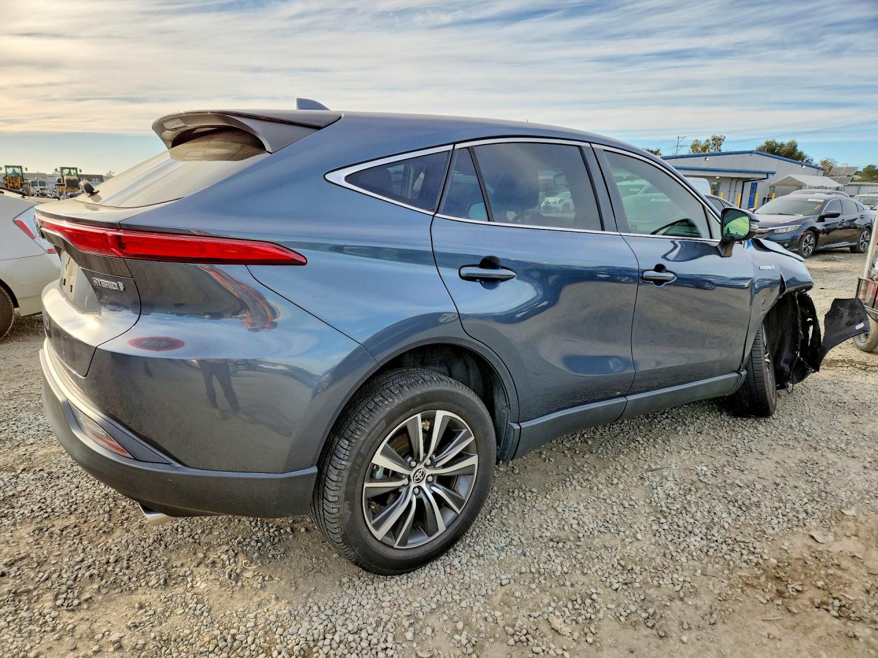 2021 TOYOTA VENZA LE photo 5