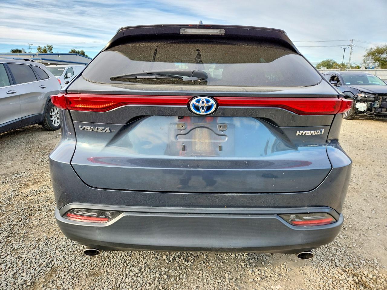 2021 TOYOTA VENZA LE photo 11