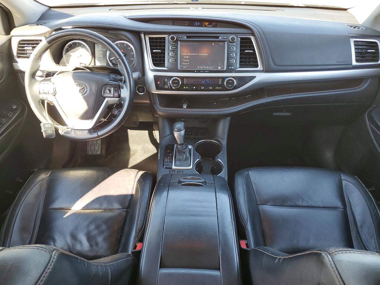 2016 TOYOTA HIGHLANDER XLE photo 8