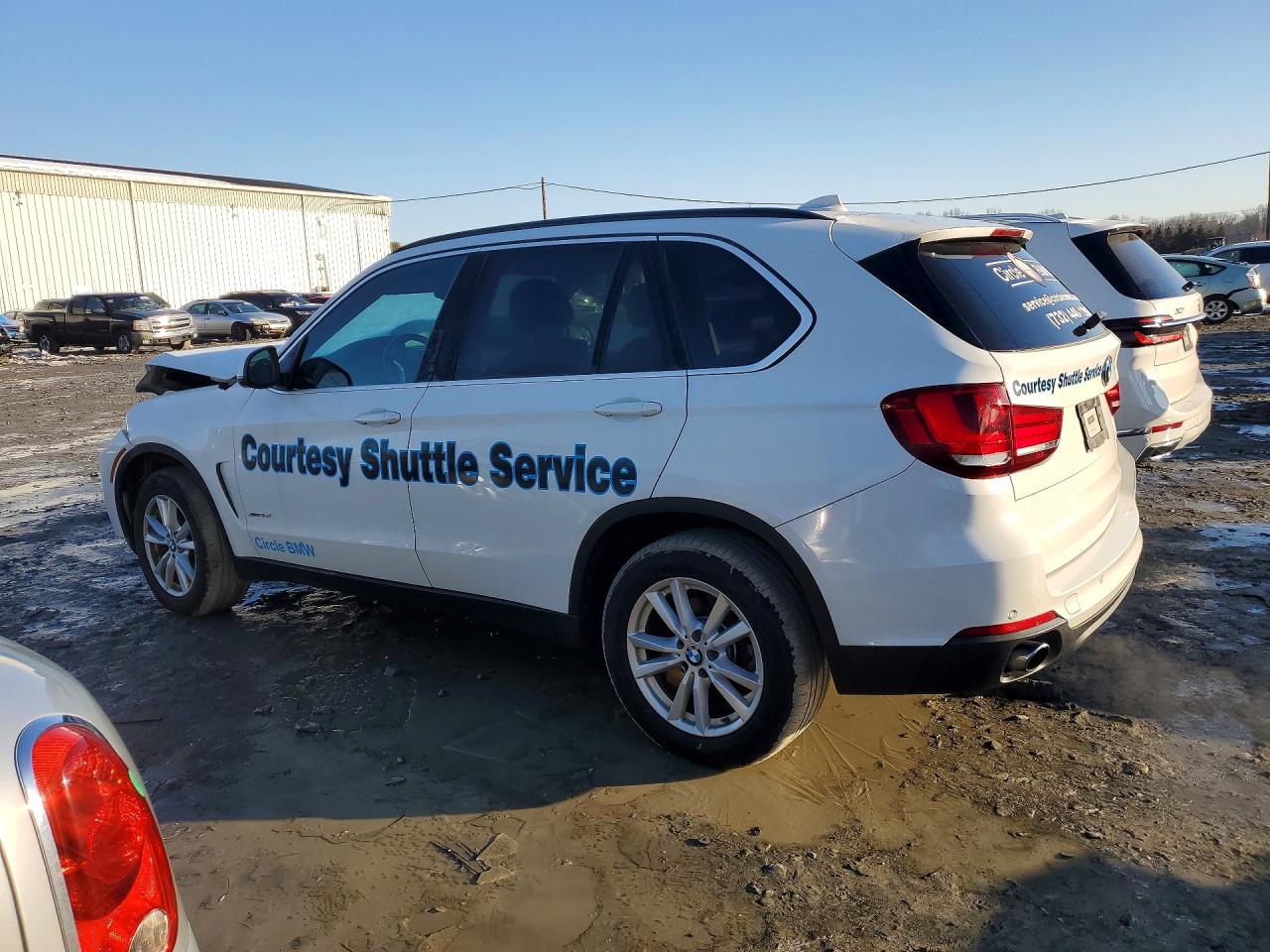 2015 BMW X5 XDRIVE35I photo 2