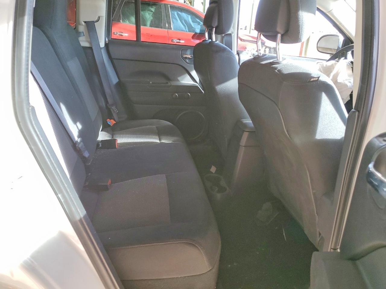 2014 JEEP COMPASS SPORT photo 10