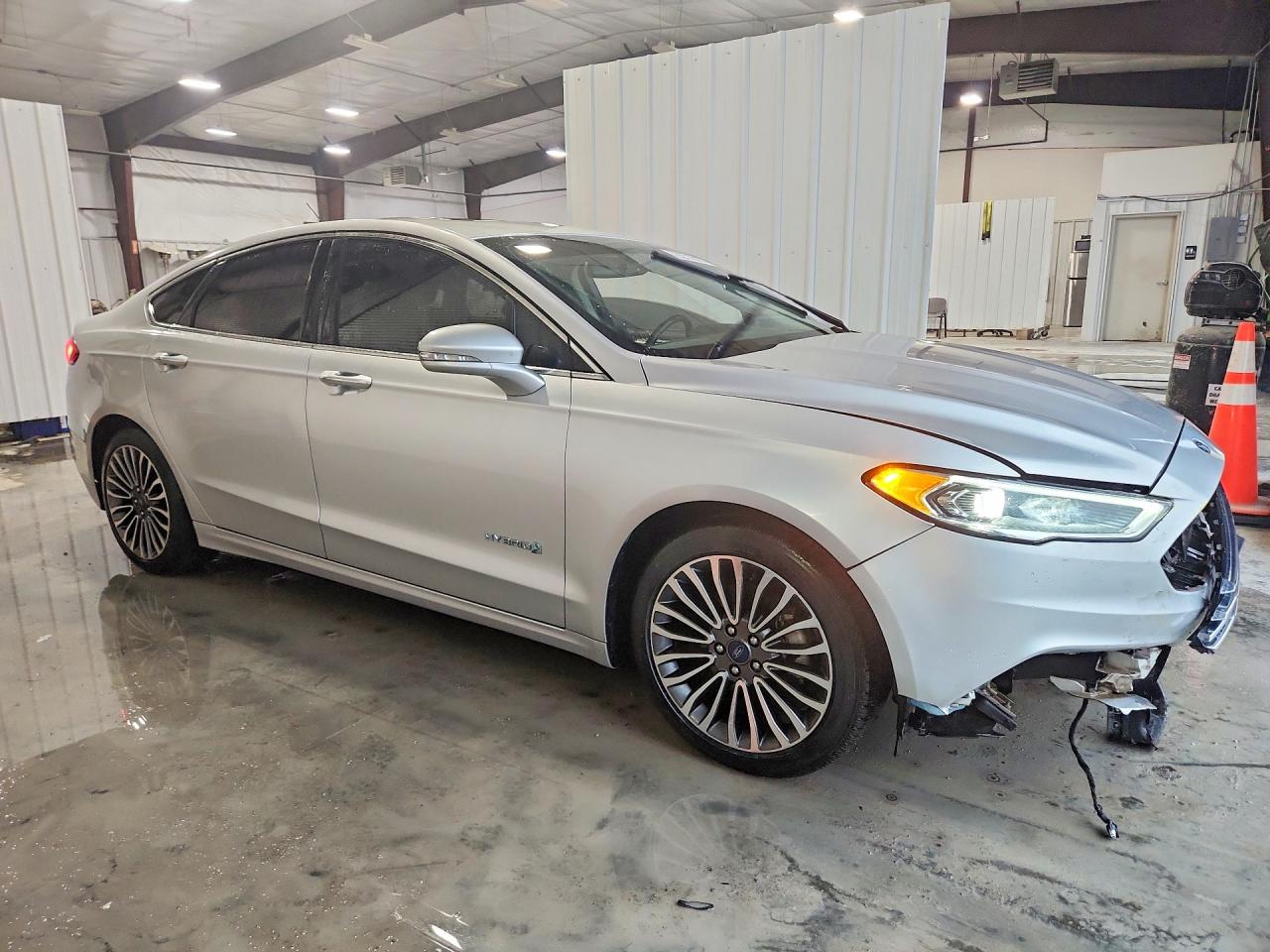 2017 FORD FUSION TITANIUM HEV photo 4